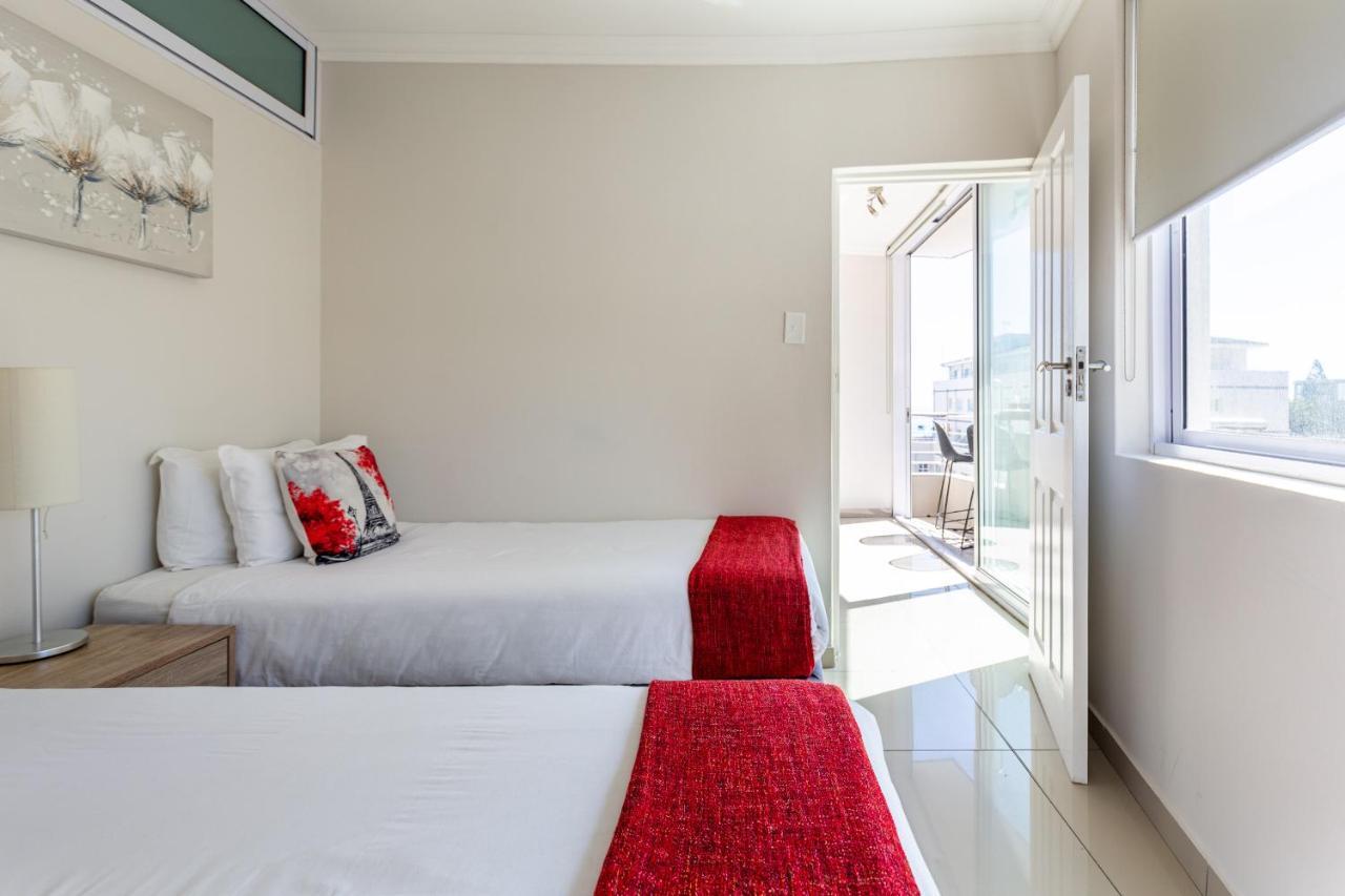 Perfect Beachfront Apartments เคปทาวน์ ภายนอก รูปภาพ