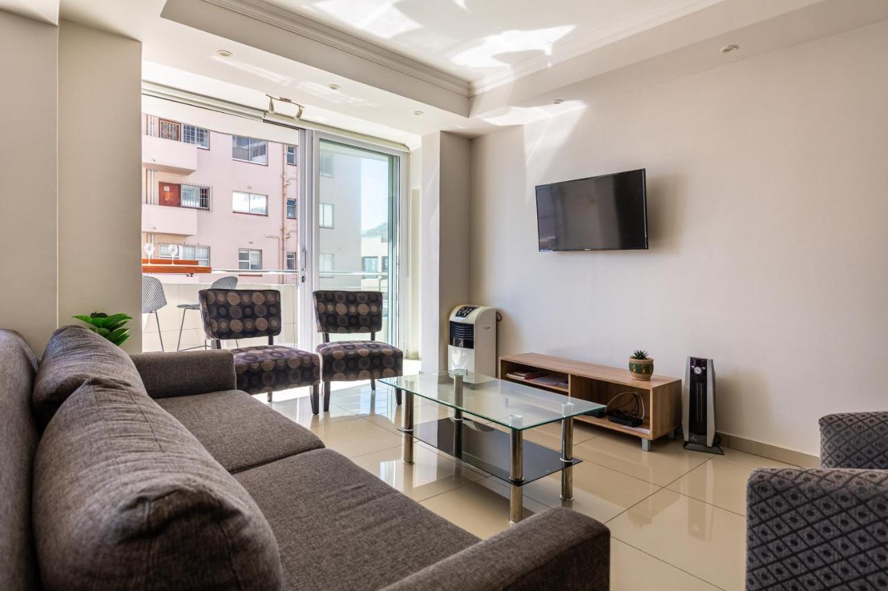 Perfect Beachfront Apartments เคปทาวน์ ภายนอก รูปภาพ